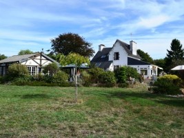 Maison 7 Pièces + Dépendance 22340 Locarn
